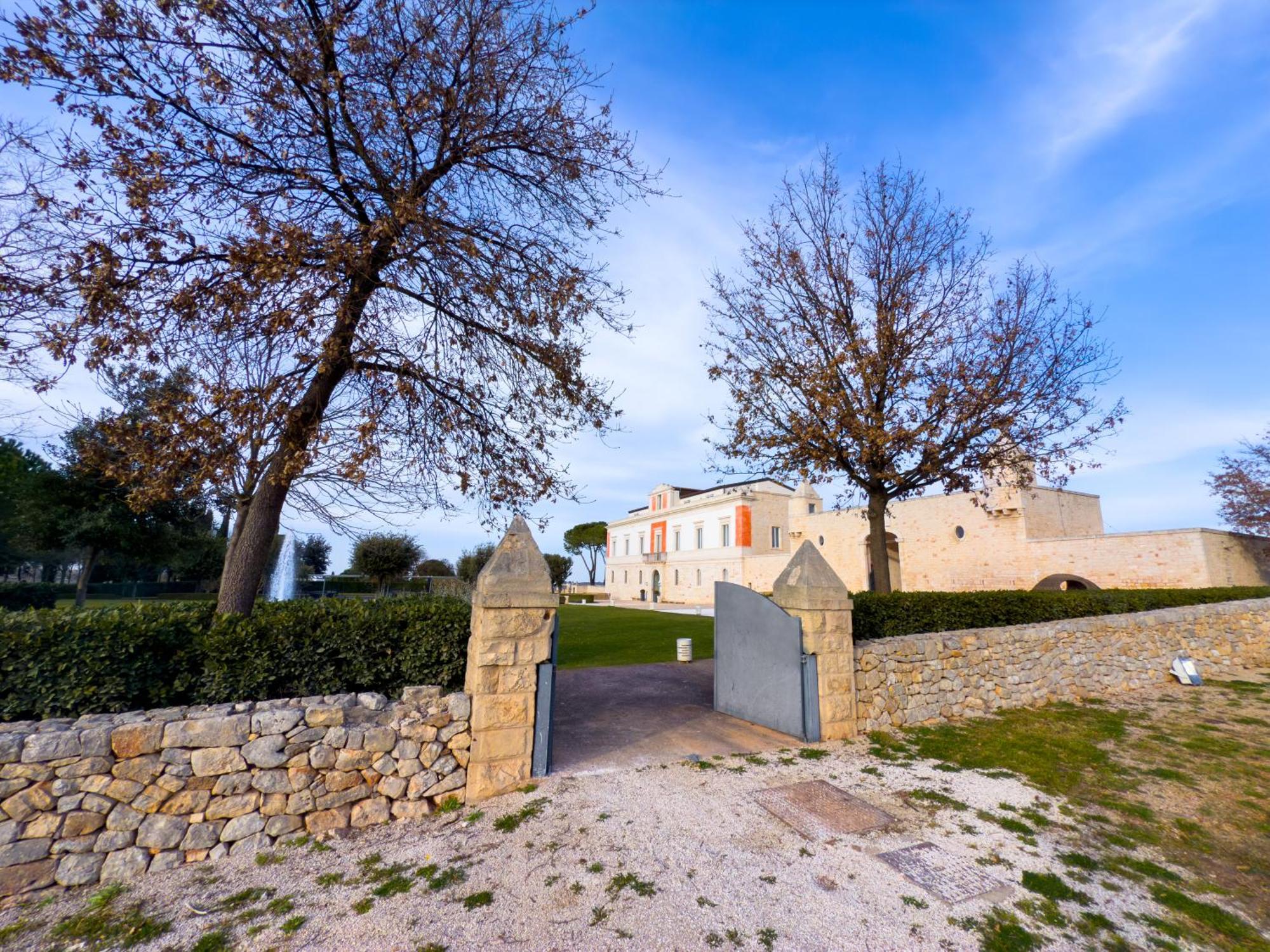 Relais Il Santissimo Hotel Turi Eksteriør billede